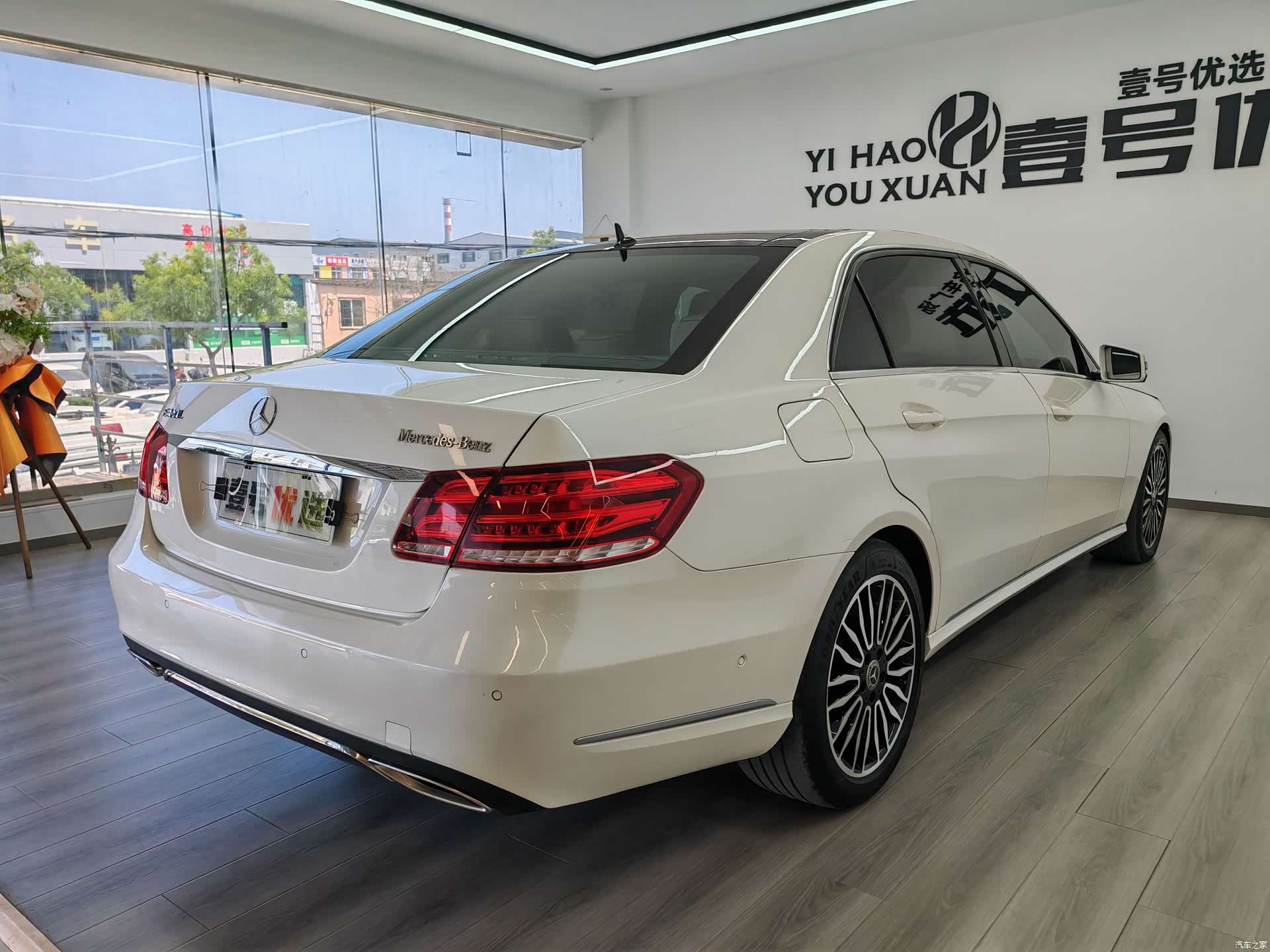 Mercedes-Benz E-Class, 2015 все фото