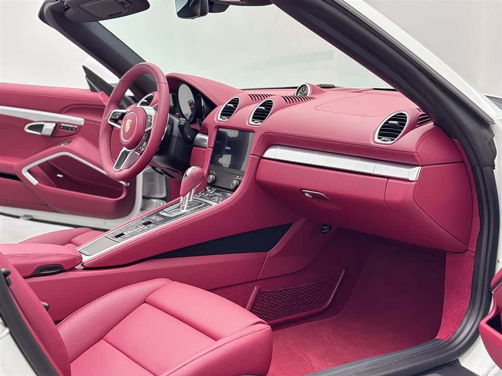 Porsche Boxster, 2026 14