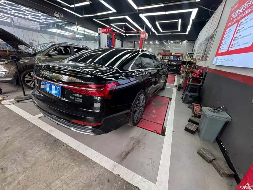 Audi A6L, 2022 2