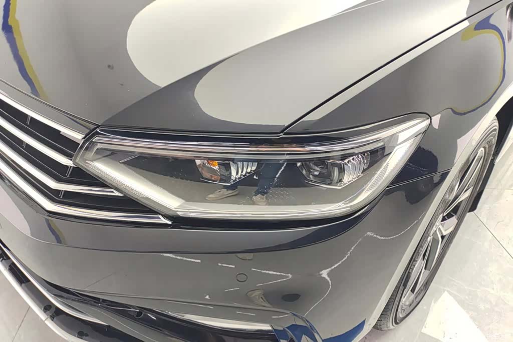 Volkswagen Magotan, 2022 все фото