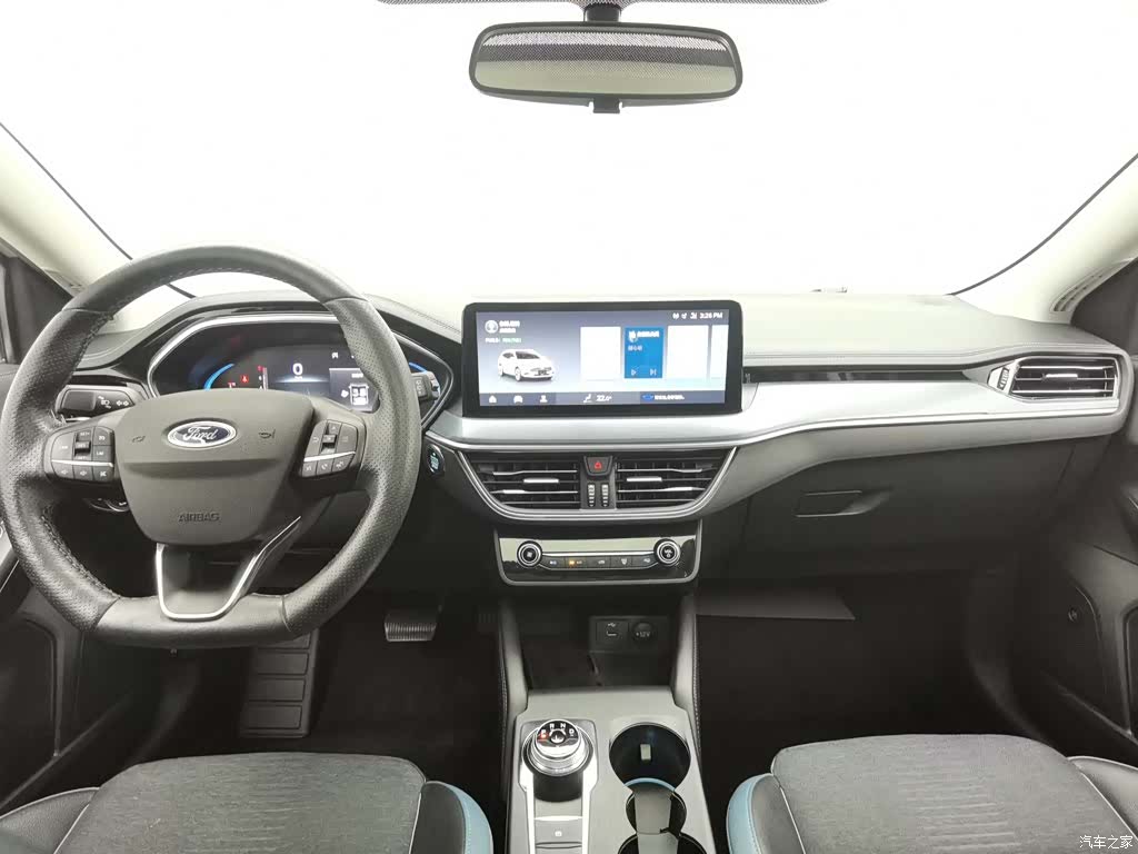 Ford Focus, 2021 все фото