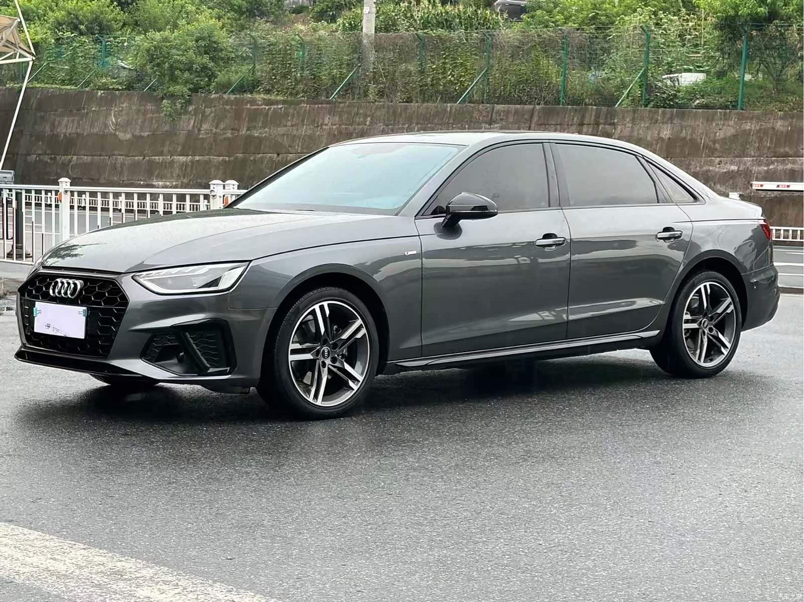 Audi A4L, 2023 1