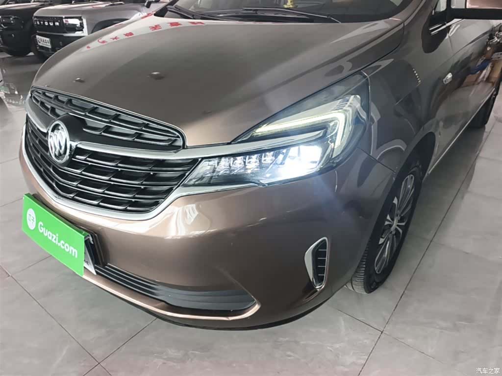 Buick GL8, 2020 24