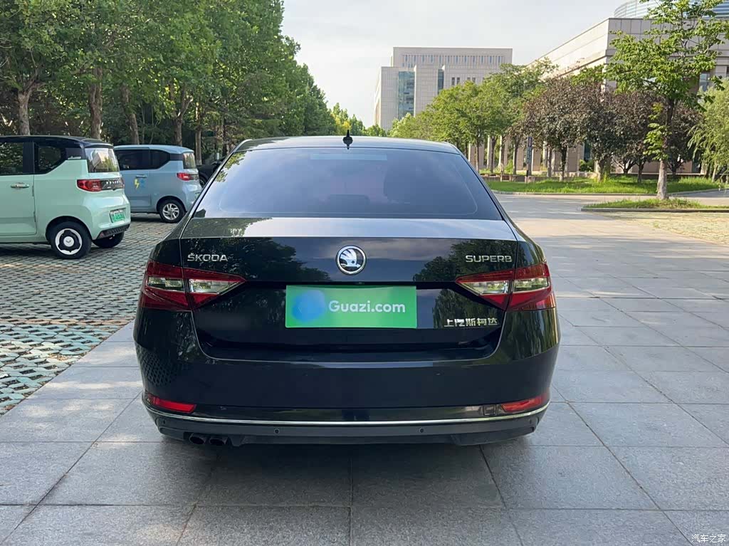 Skoda Superb, 2018 11