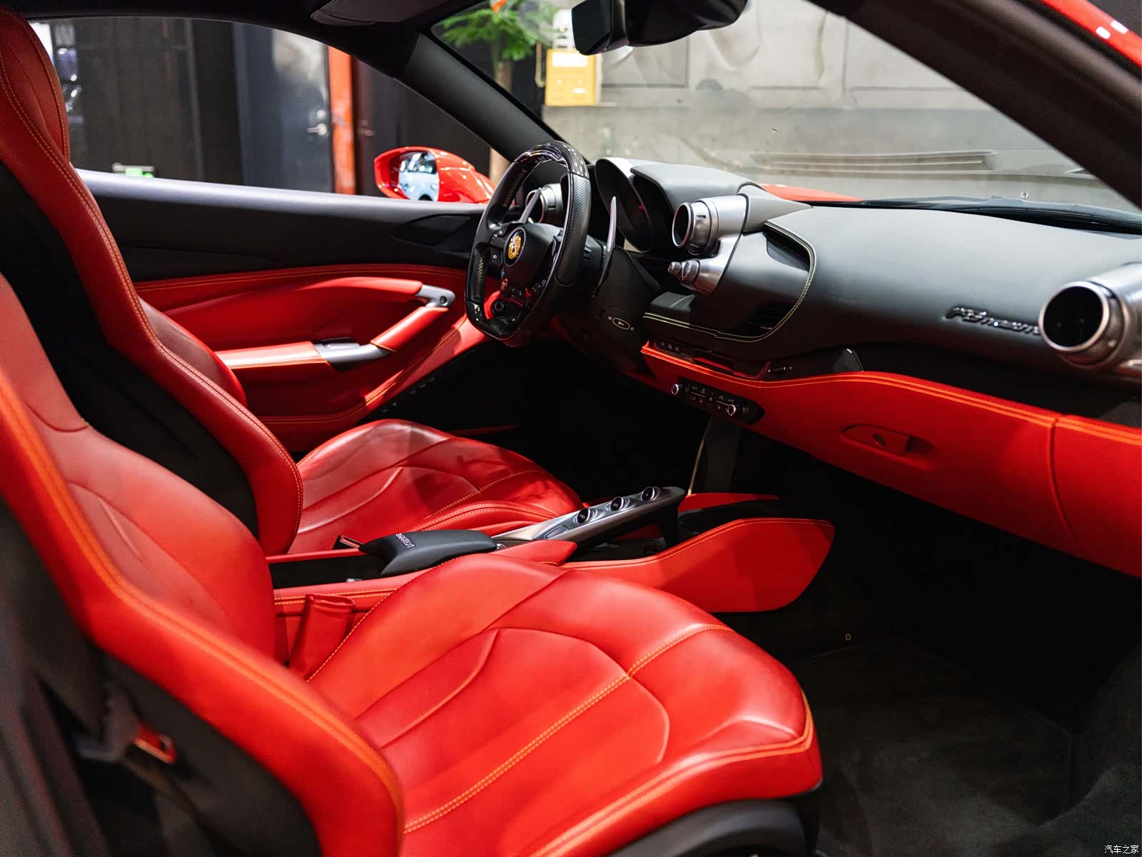 Ferrari F8, 2022 21