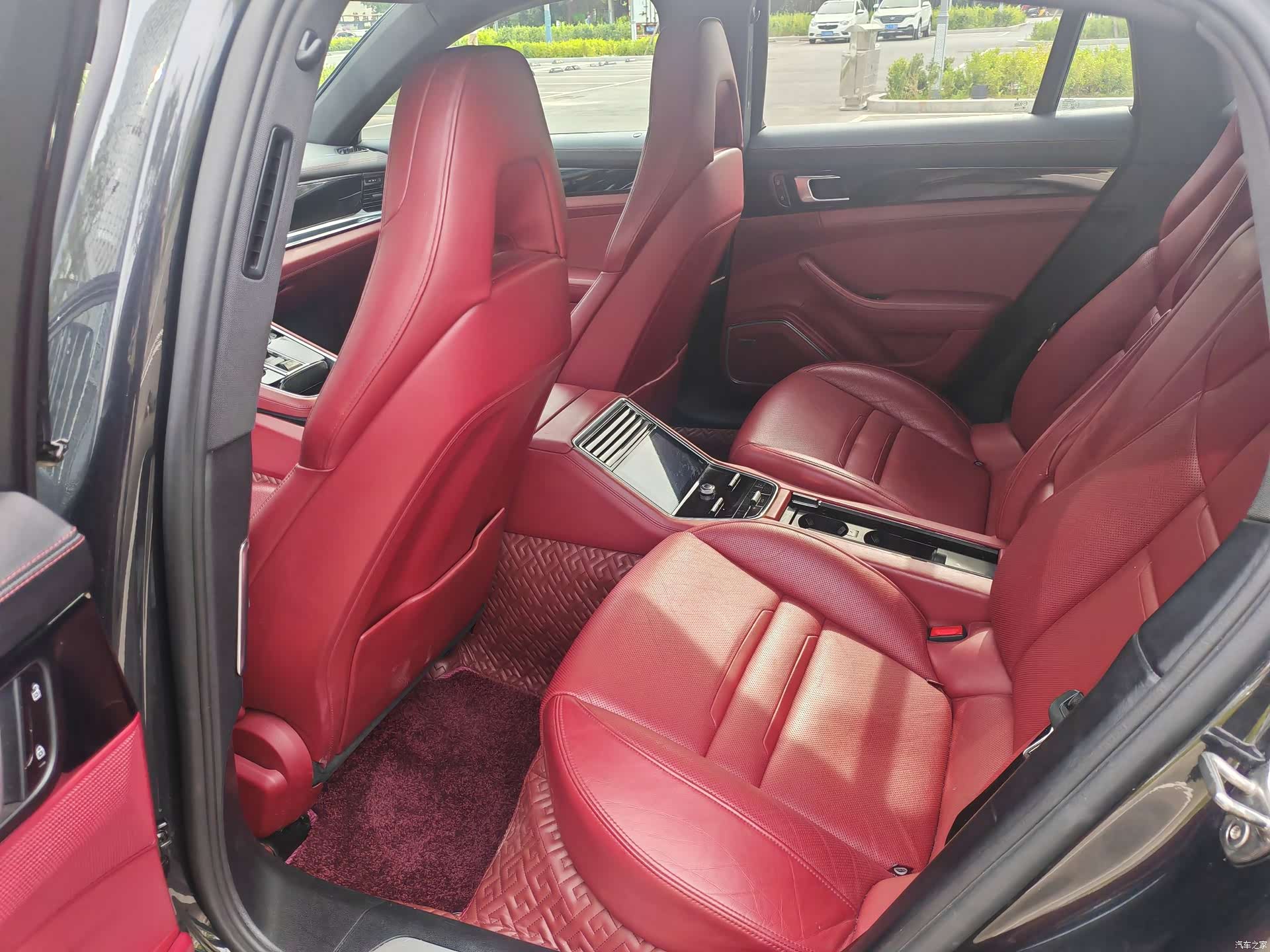 Porsche Panamera, 2020 все фото