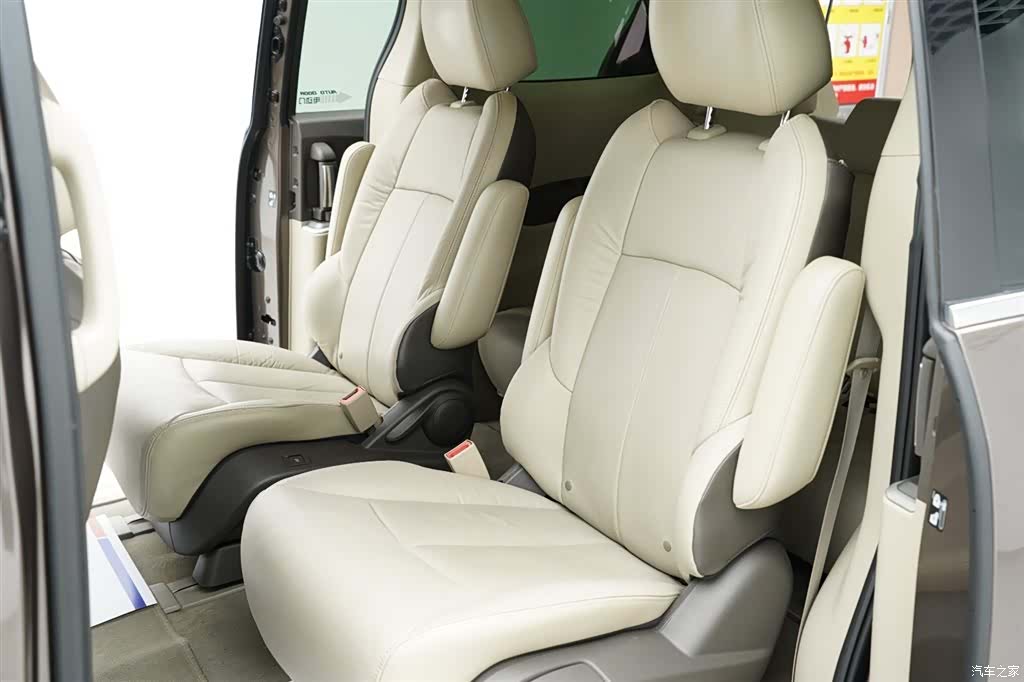 Buick GL8, 2014 10