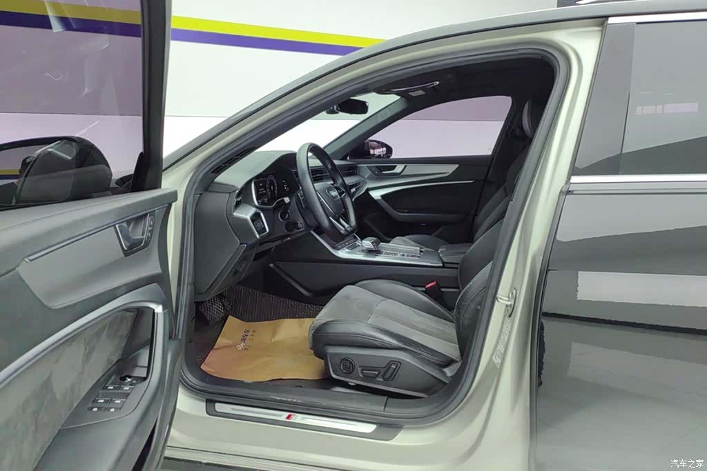 Audi A6L, 2019 9