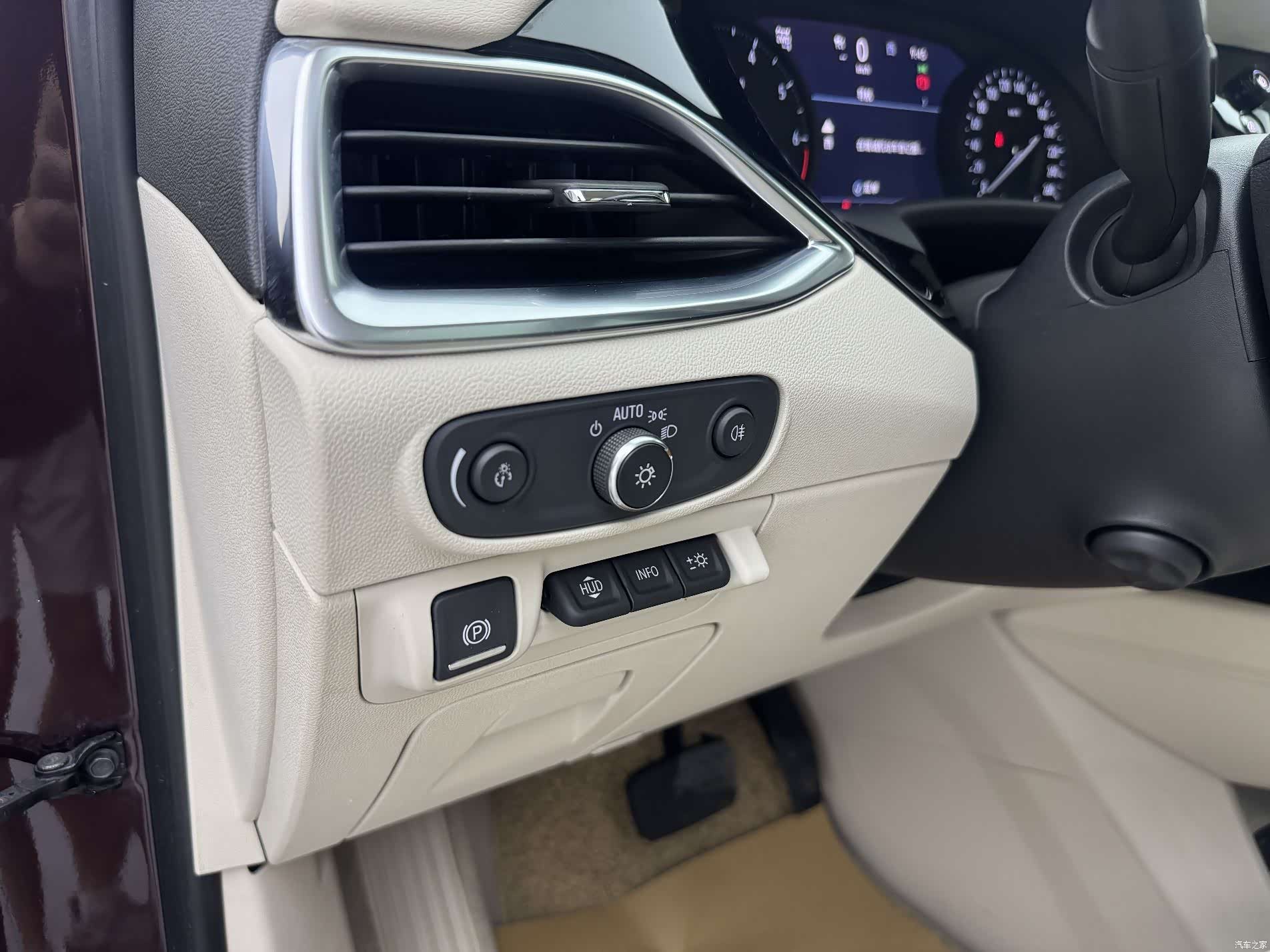 Buick Enclave, 2021 28