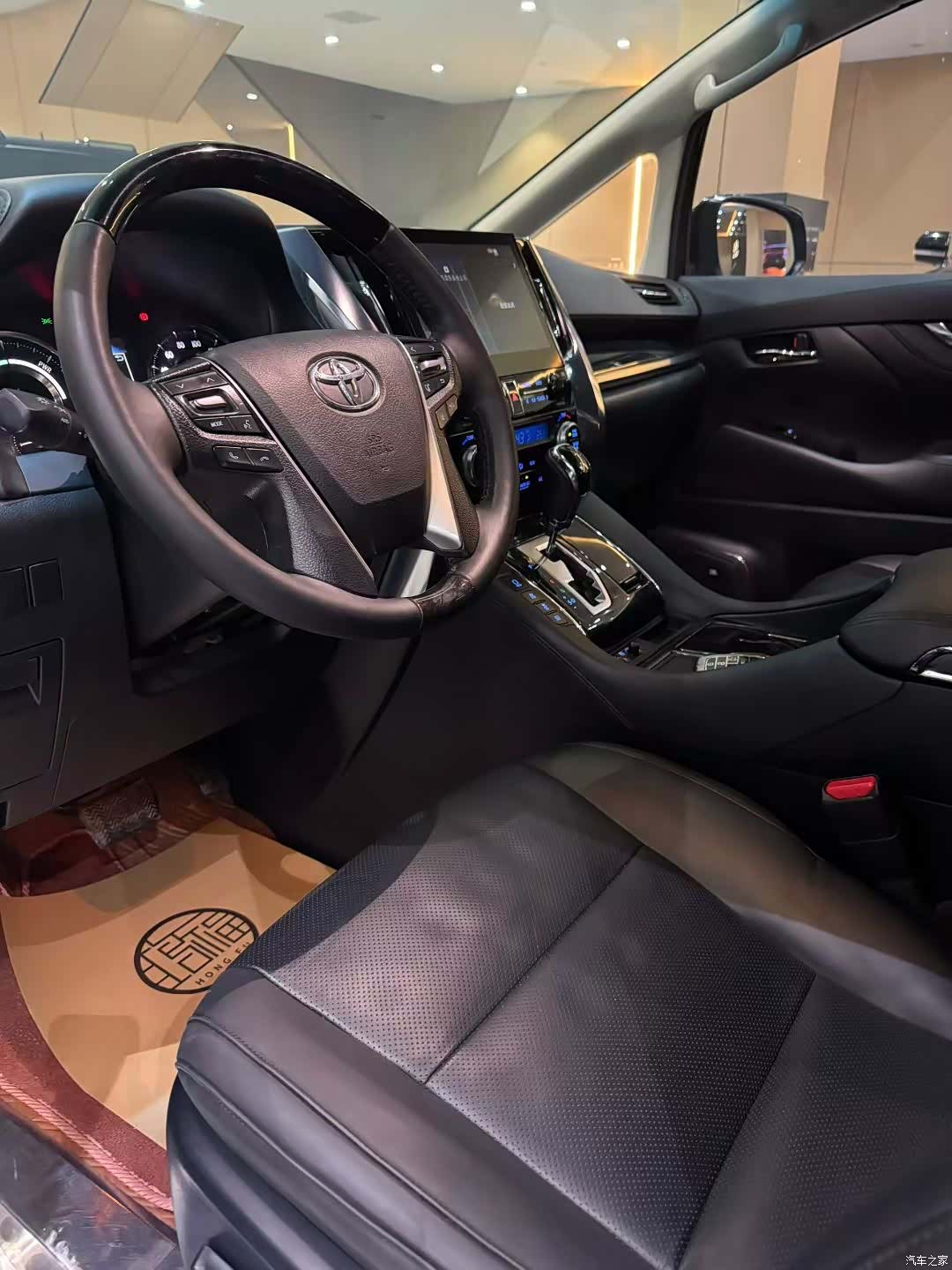 Toyota Alphard, 2021 2