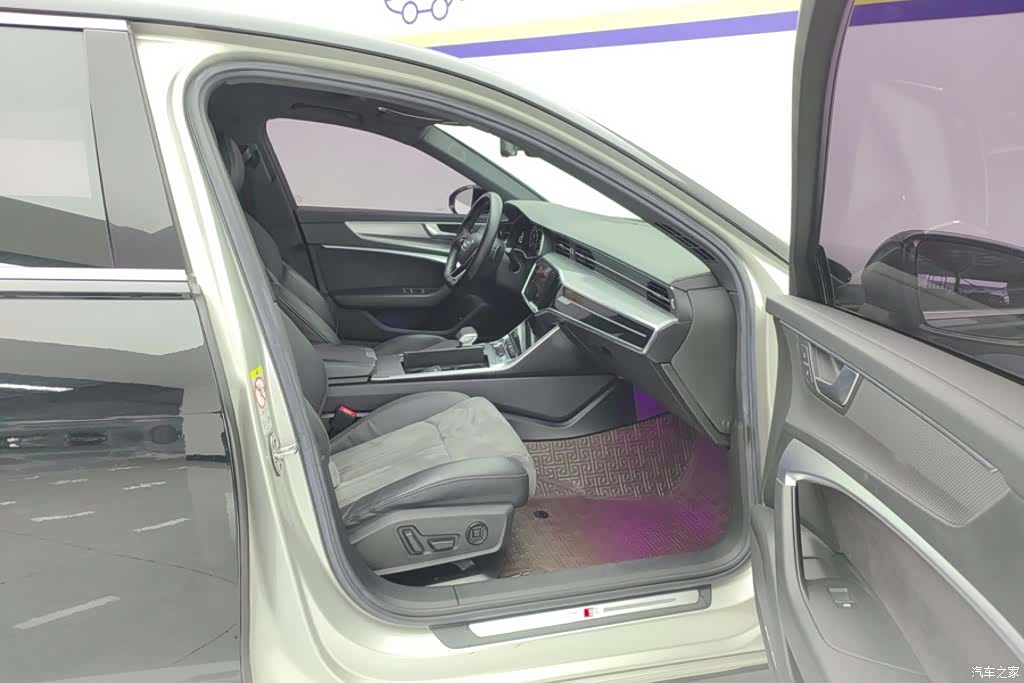 Audi A6L, 2019 8