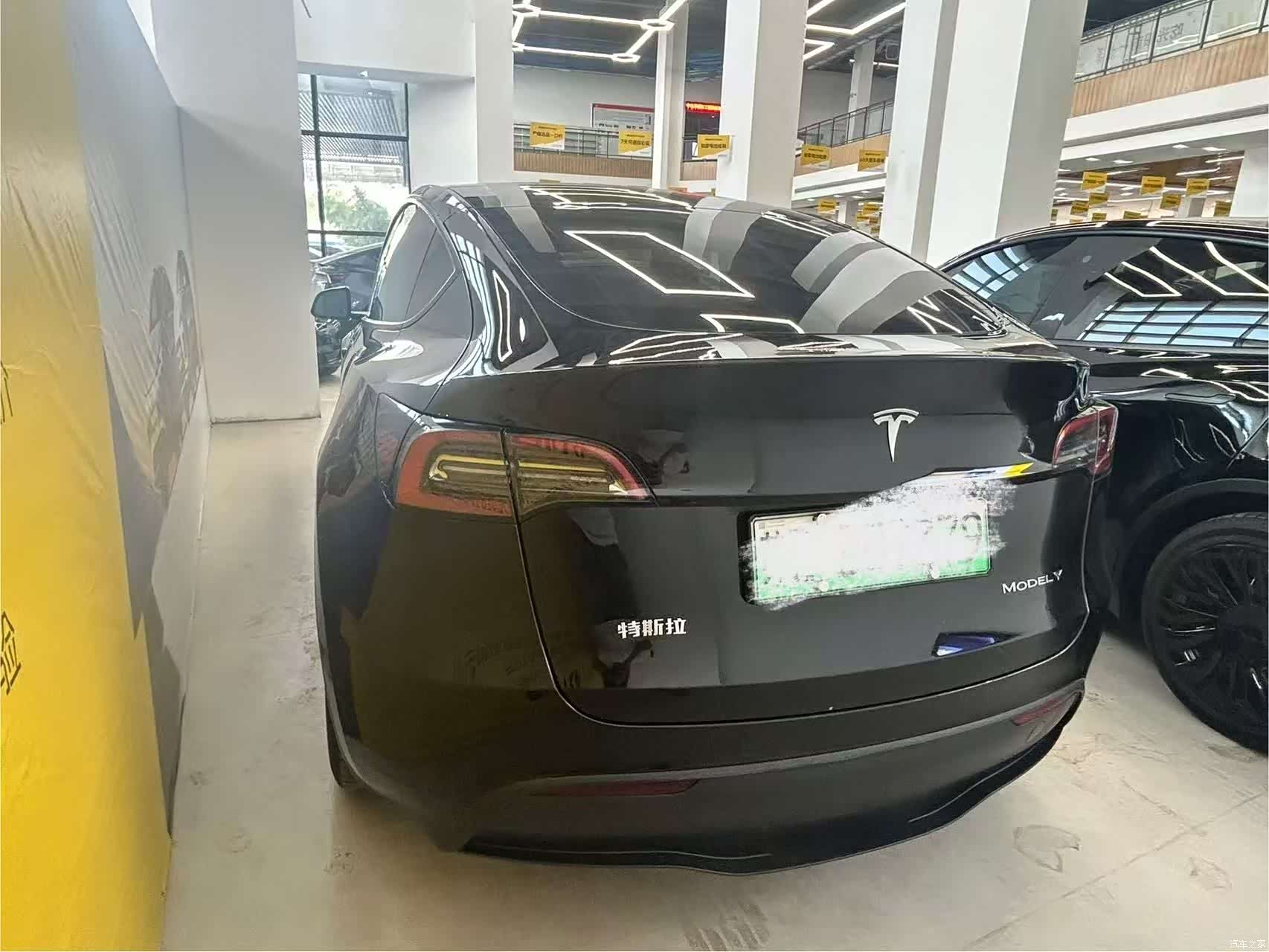 Tesla Model Y, 2022 7