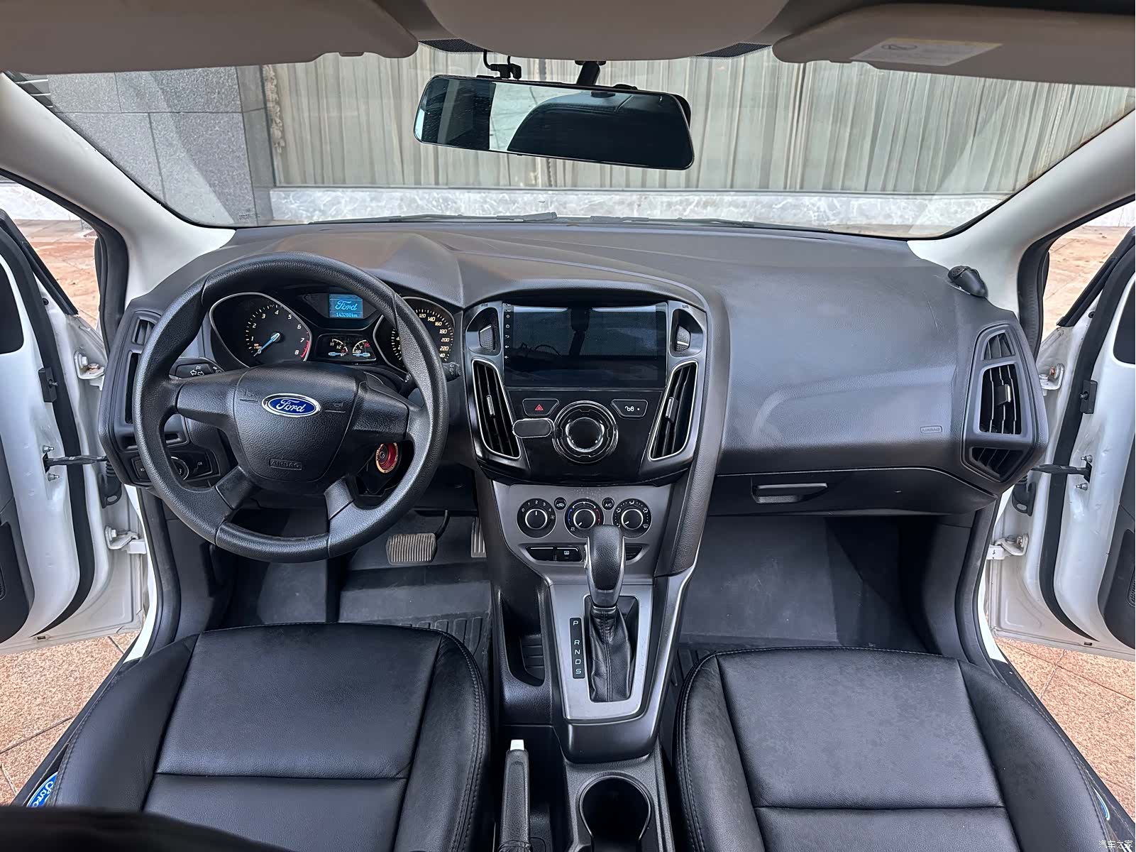 Ford Focus, 2015 6