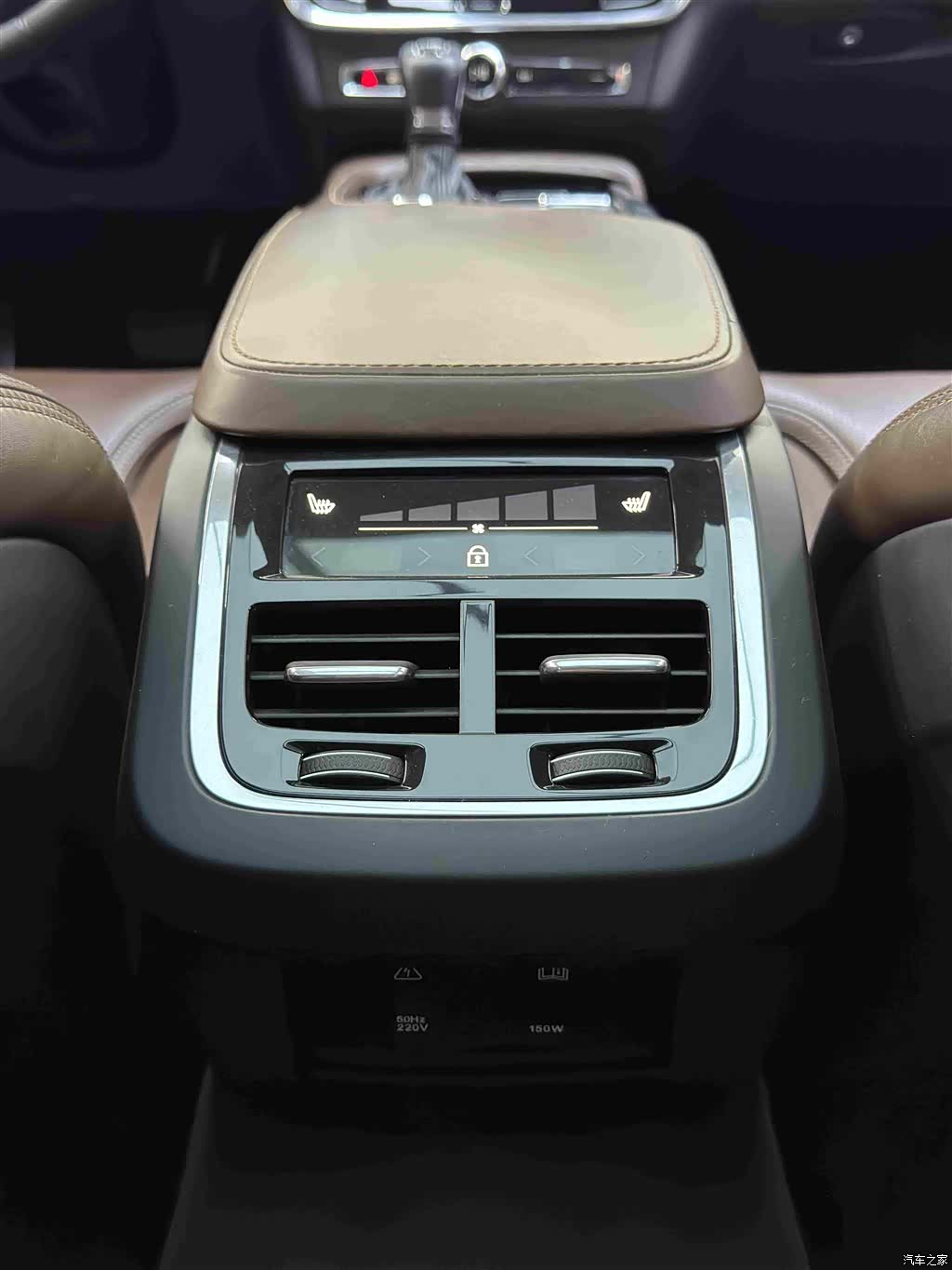 Volvo V90, 2019 11