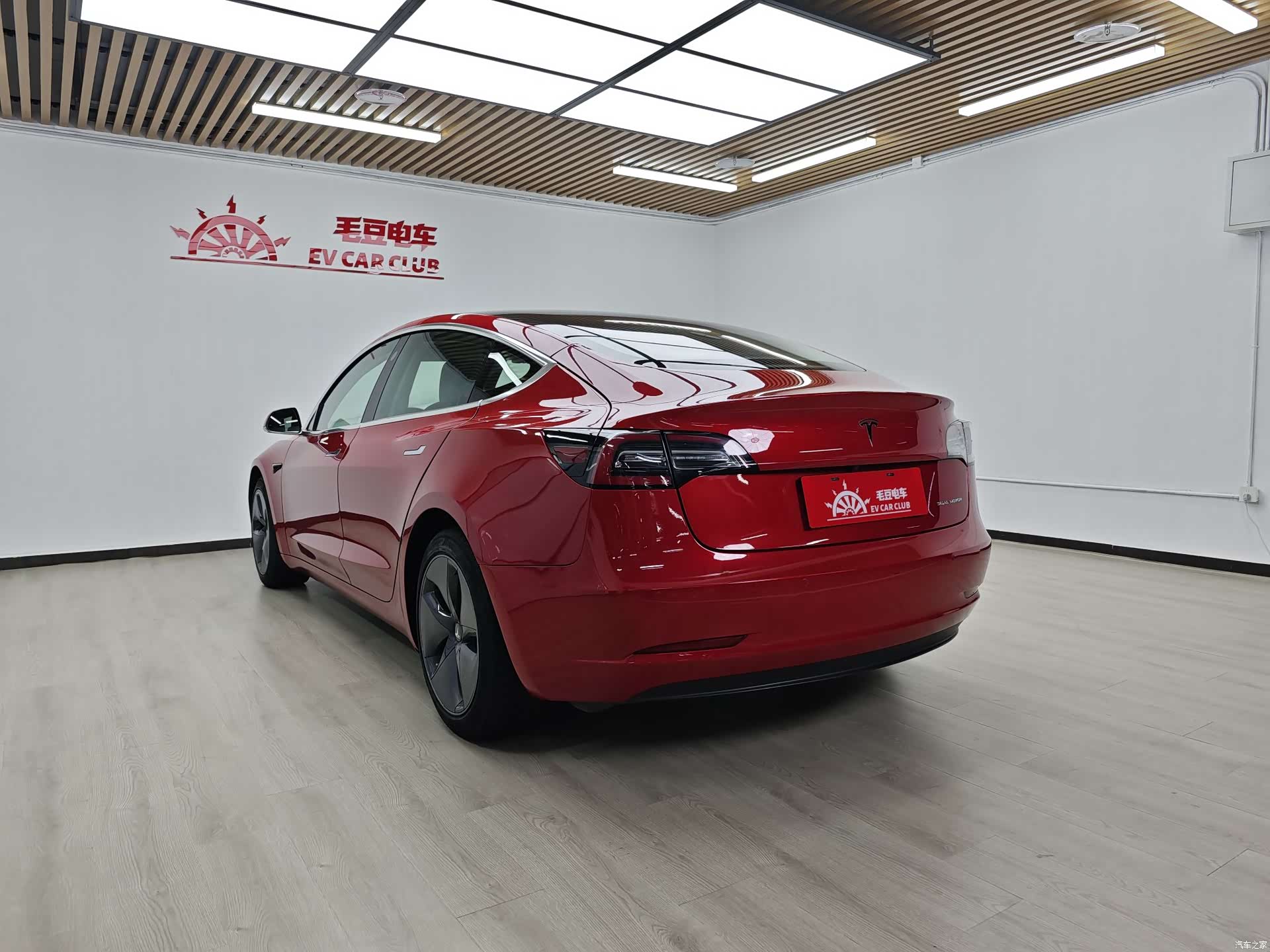 Tesla Model 3, 2020 все фото