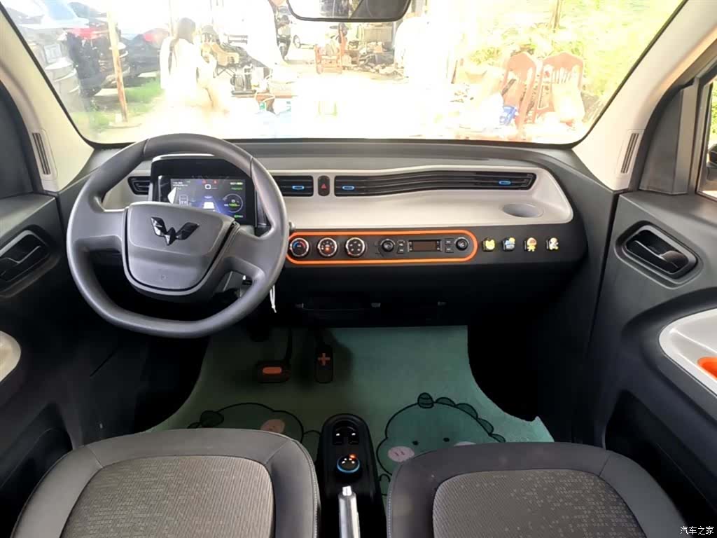 Wuling MINIEV, 2022 10