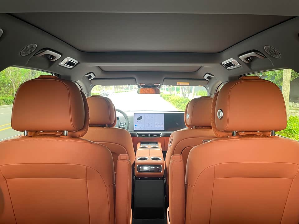 Li Auto Ideal L8