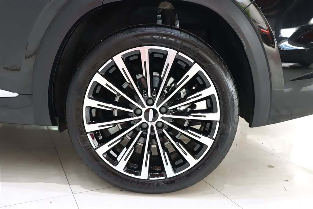 Geely Xingyue L, 2025 20