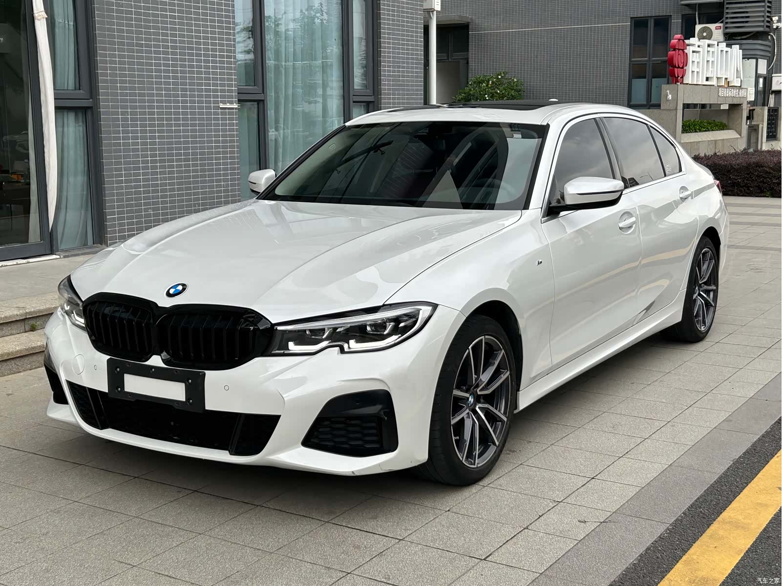 BMW 3 Series, 2022 1