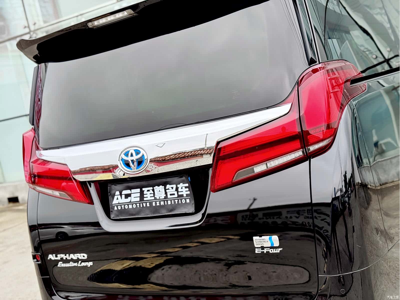 Toyota Alphard, 2021 9