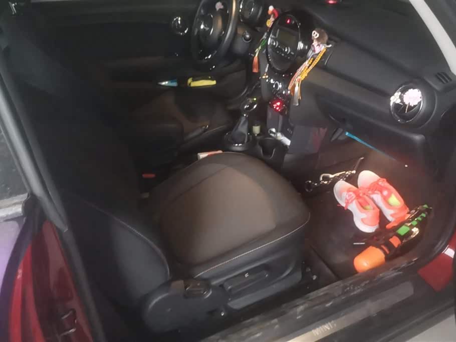 MINI MINI