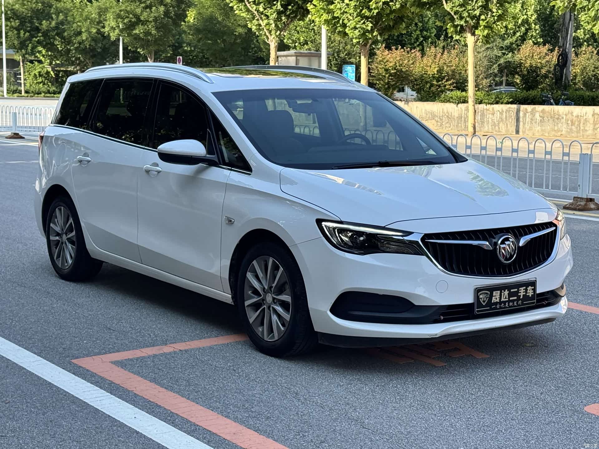 Buick GL6, 2023 3