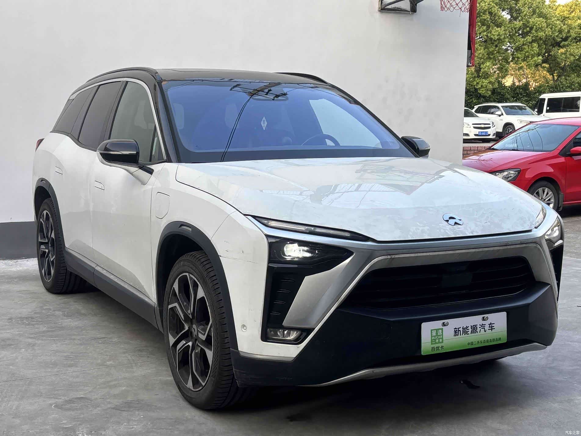 NIO ES8, 2021 3