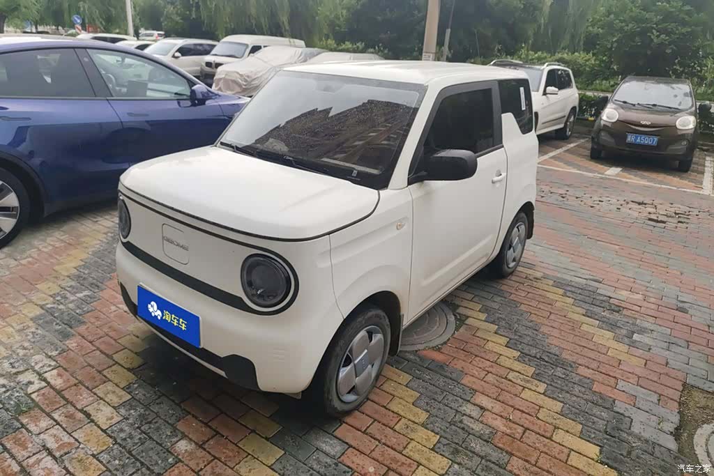 Geely Panda, 2025 1