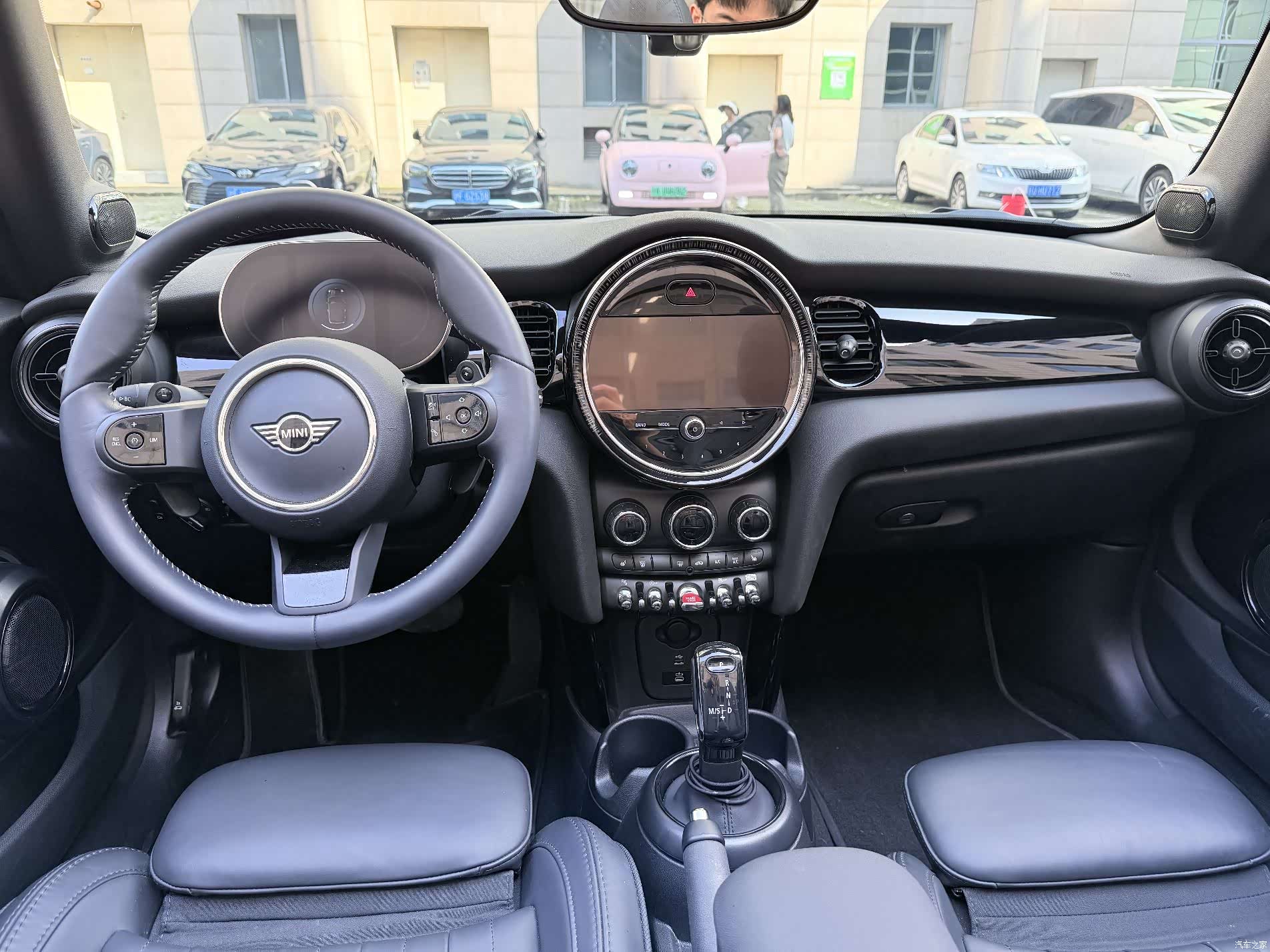 Mini Cooper, 2024 9
