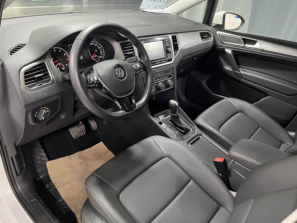 Volkswagen Golf*Jiayu Volkswagen Golf*Jiayu