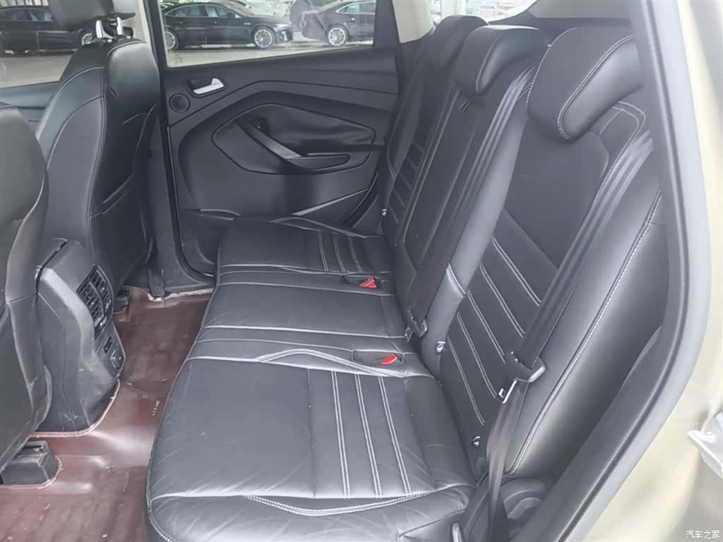 Ford Kuga, 2017 17
