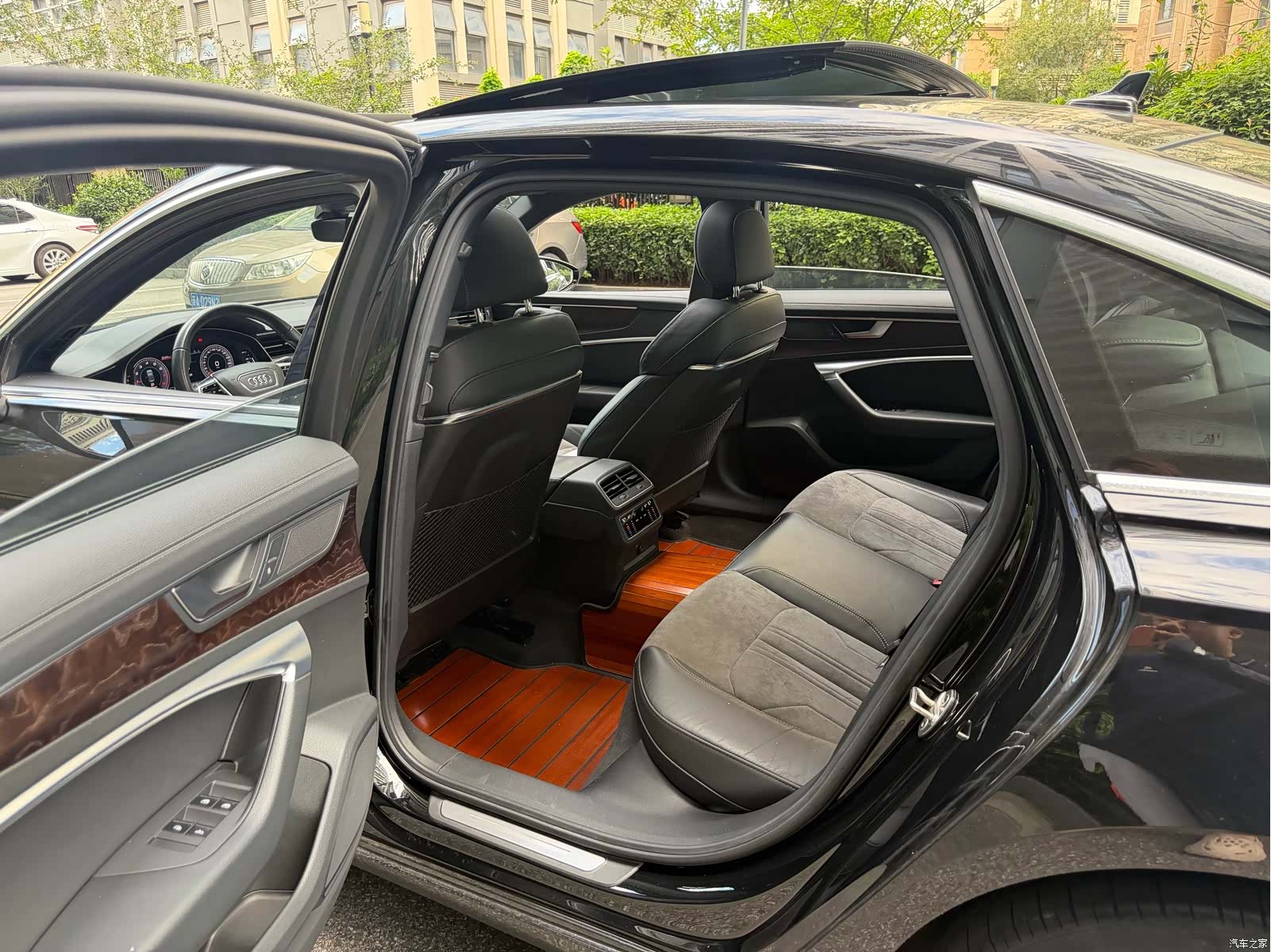Audi A6L, 2020 11