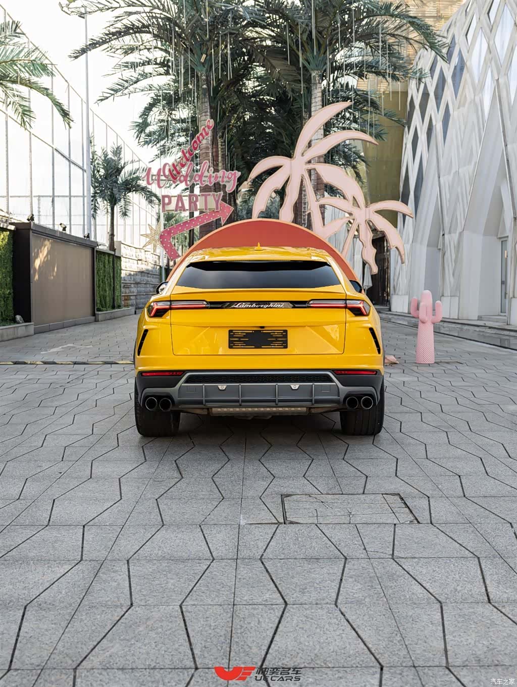 Lamborghini Urus, 2023 все фото