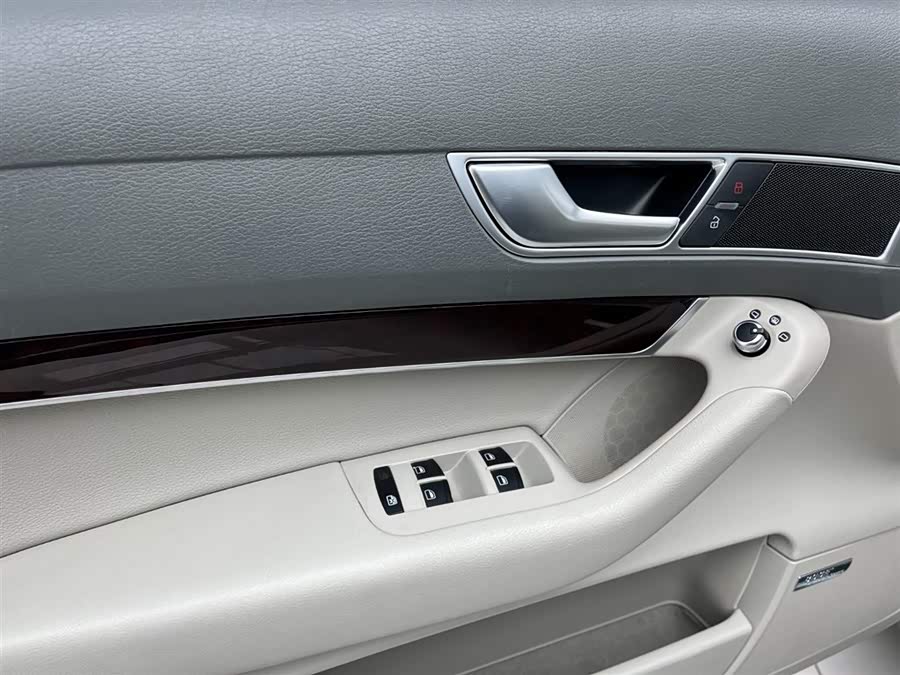 Audi A6L 2009, фото 18