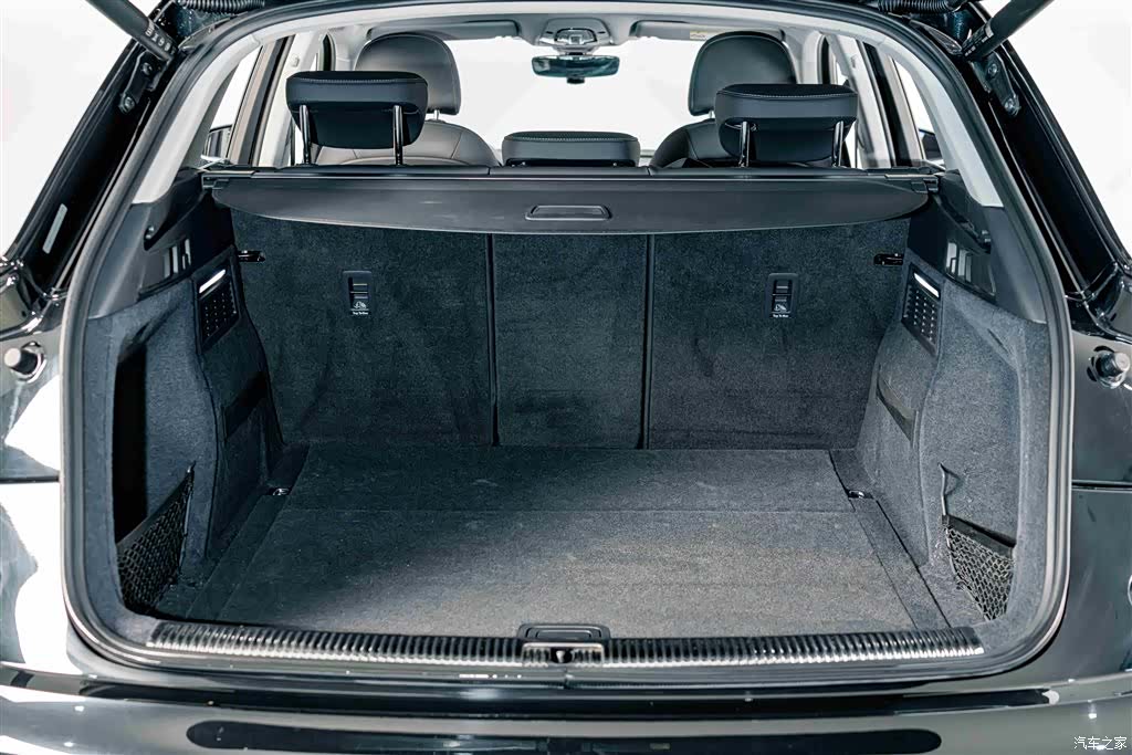 Audi Q5L, 2022 22