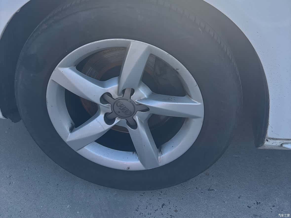 Audi A4L, 2014 7