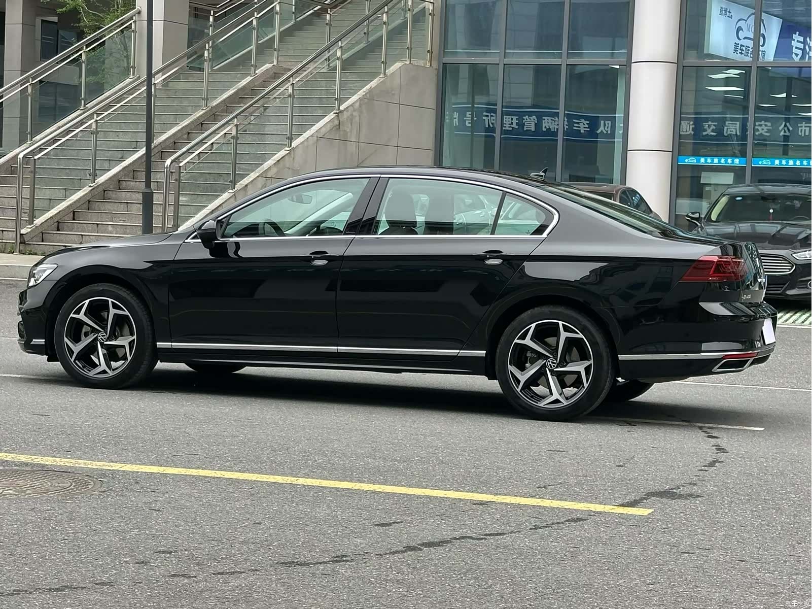 Volkswagen Magotan, 2025 9