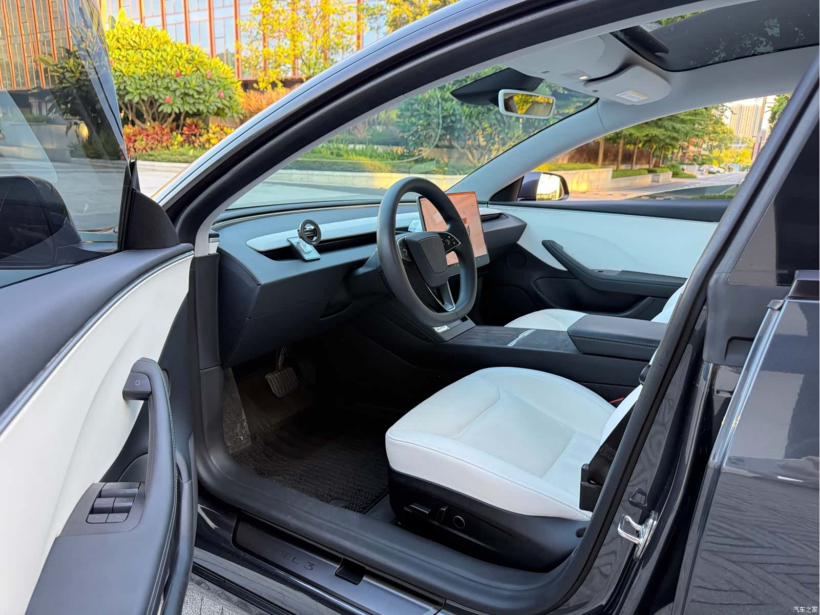 Tesla Model 3, 2024 9