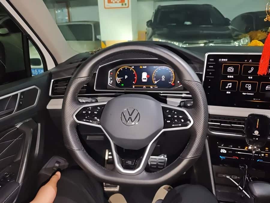 Volkswagen Tiguan L 2022, фото 3