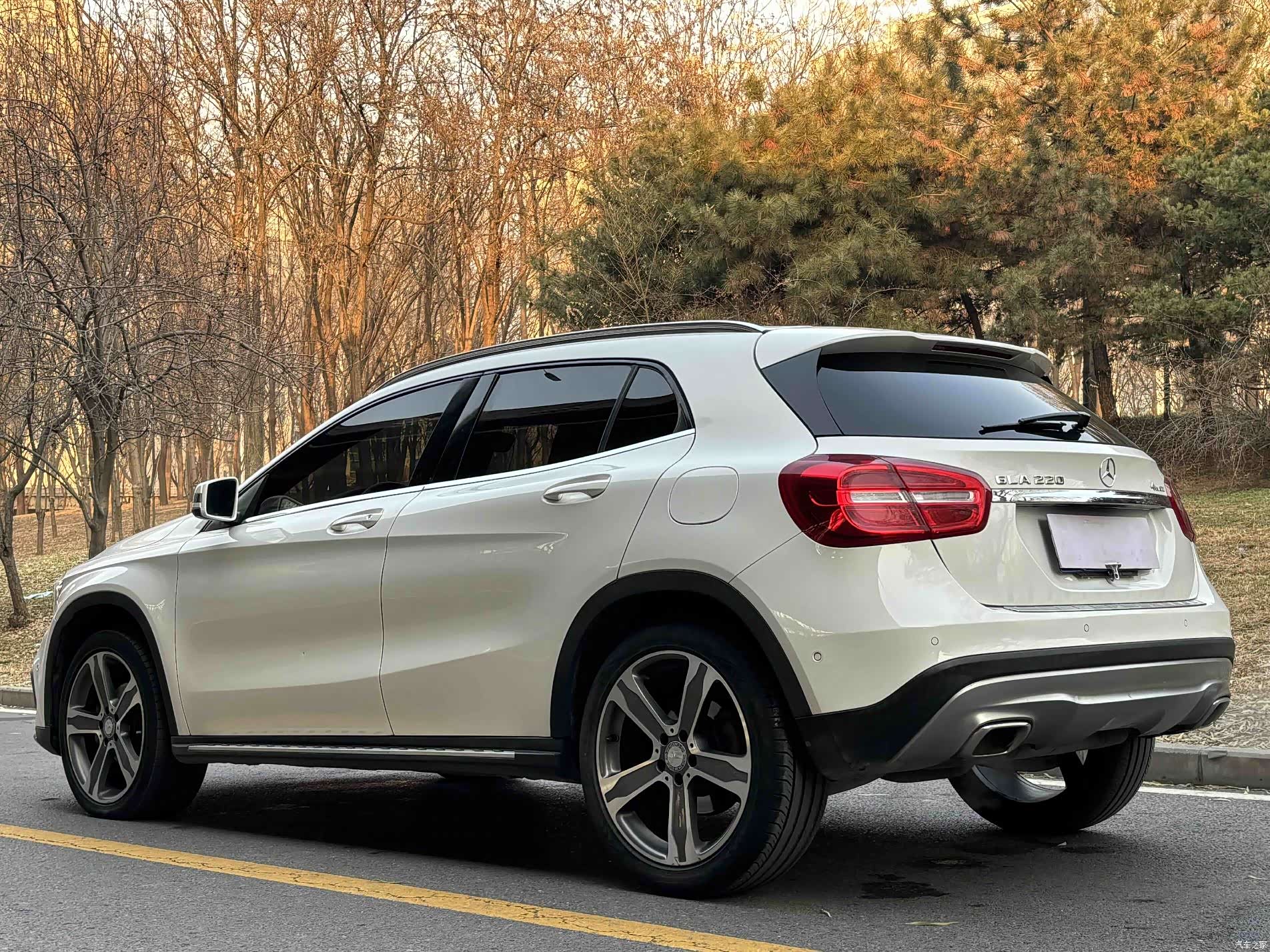 Mercedes-Benz GLA, 2016 4