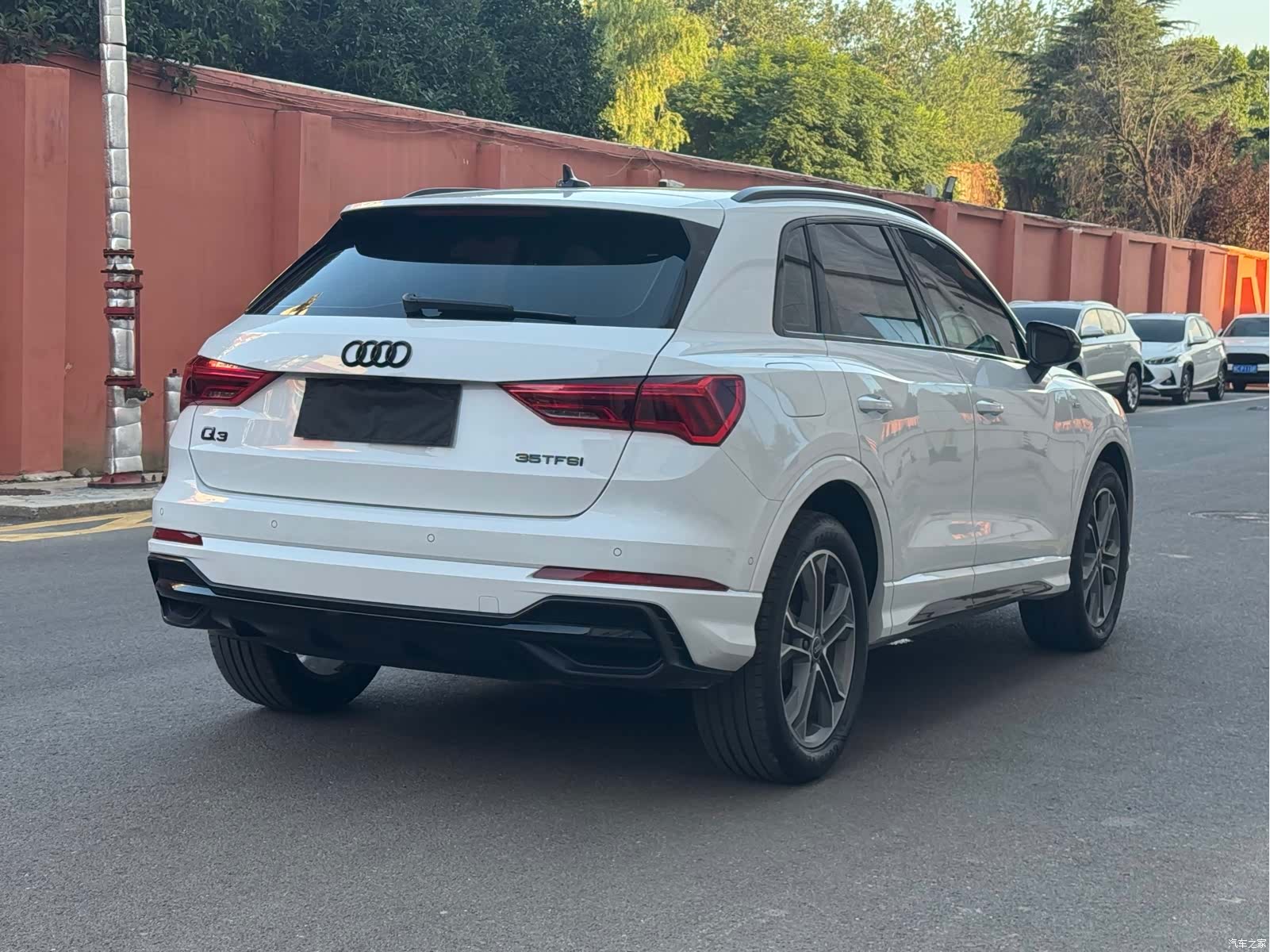 Audi Q3, 2023 4