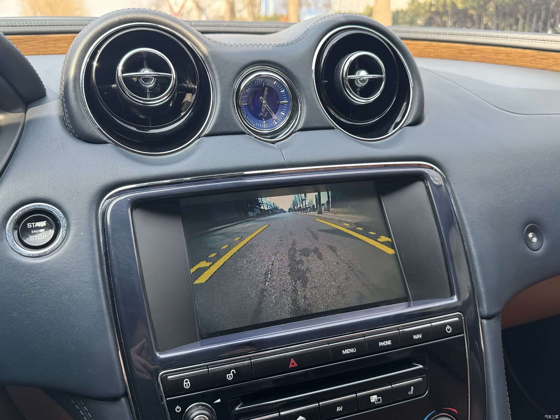 Jaguar XJ, 2012 20