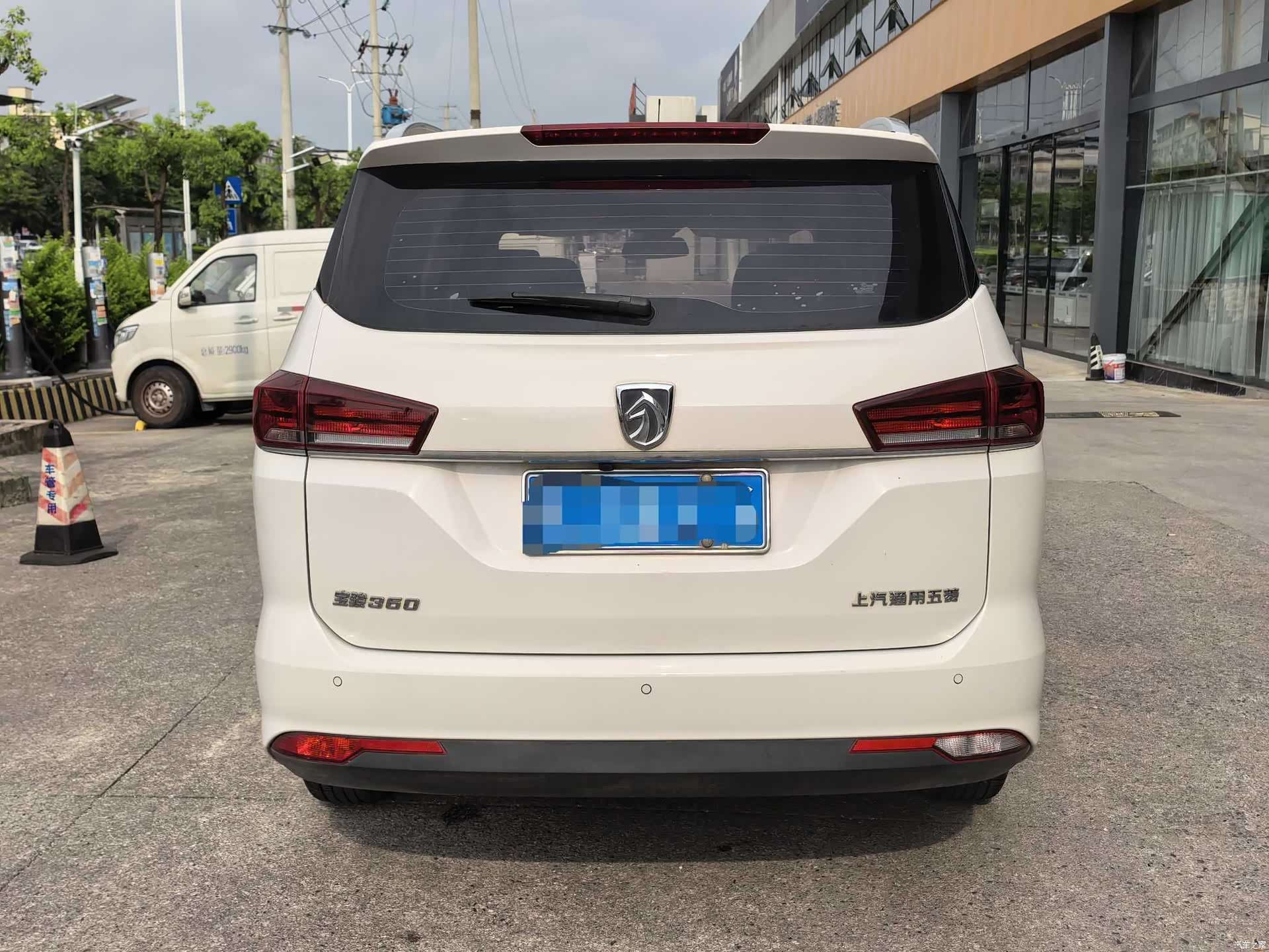 Wuling 360, 2021 3
