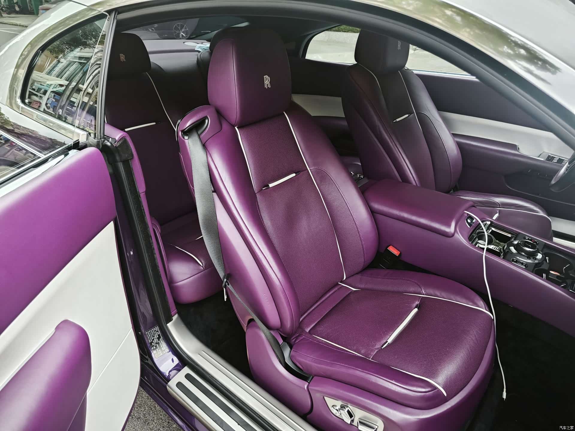 Rolls-Royce Wraith, 2019 4