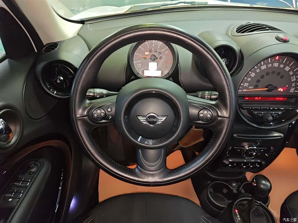 Mini Countryman, 2015 11