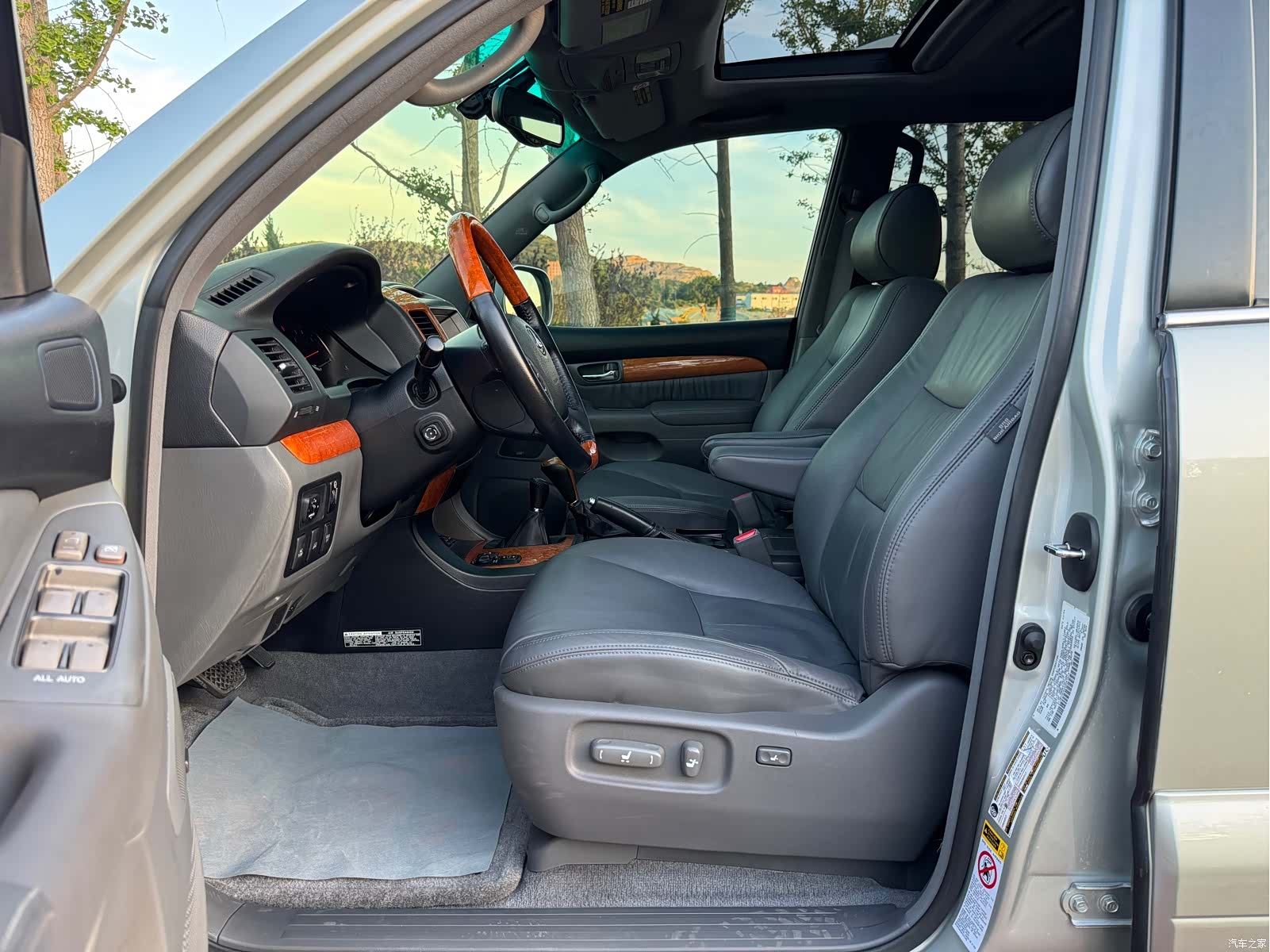 Lexus GX, 2005 13