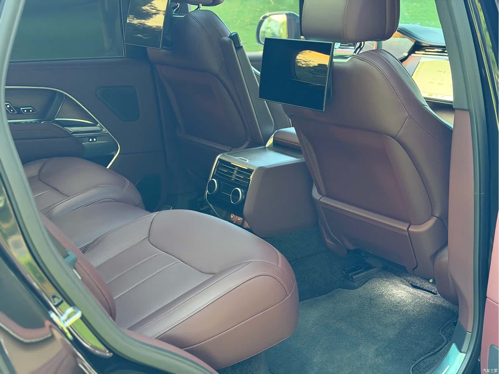 Land Rover Range Rover, 2026 7