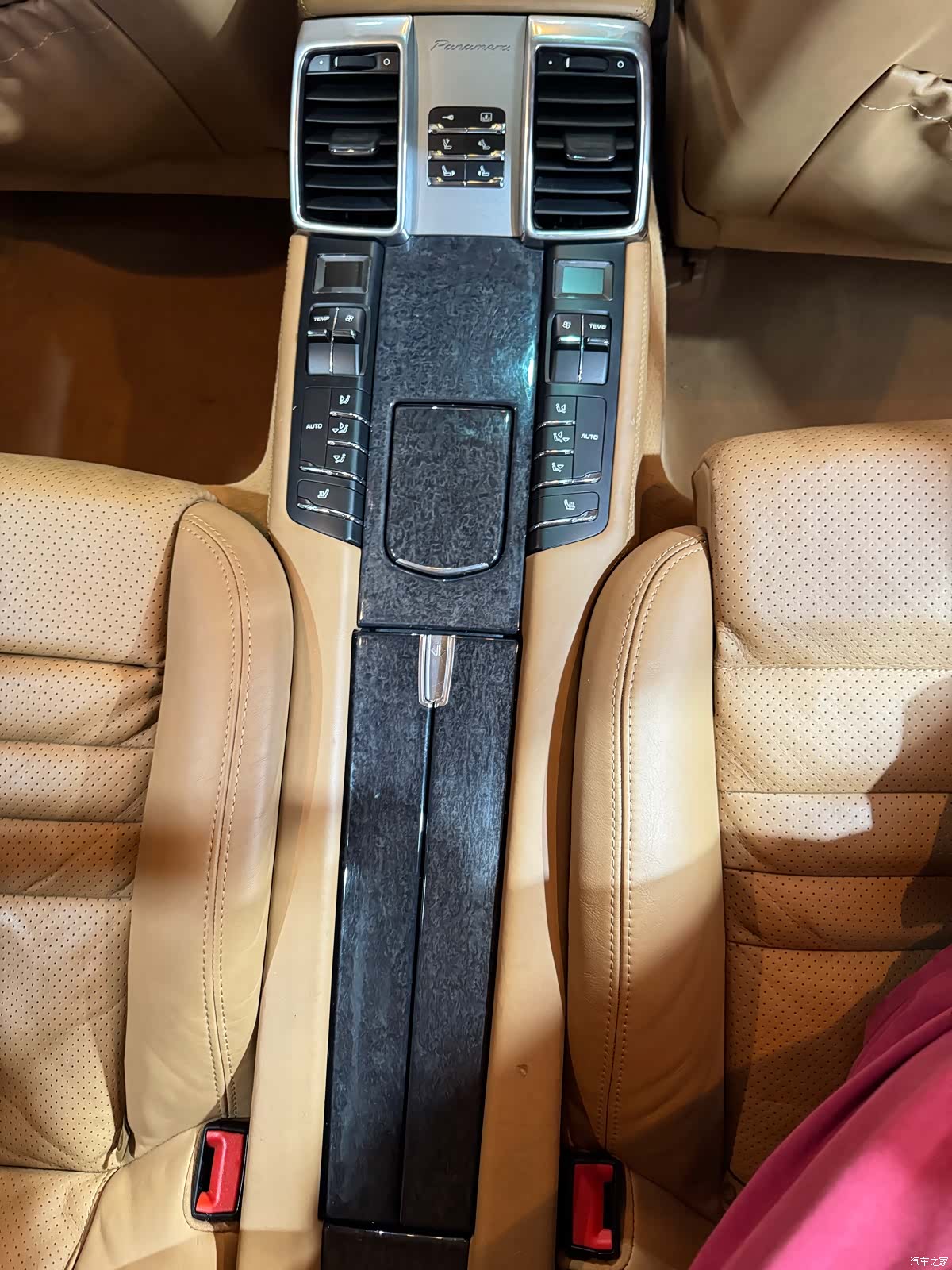Porsche Panamera, 2010 24