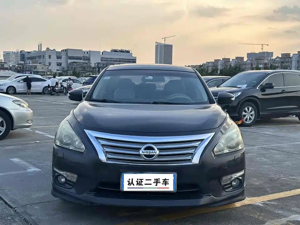 Nissan Teana