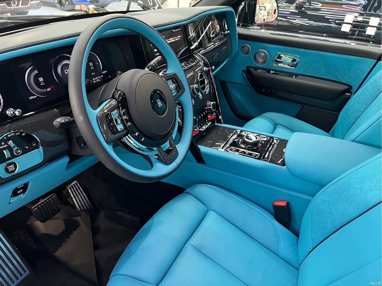Rolls-Royce Cullinan, 2026 20